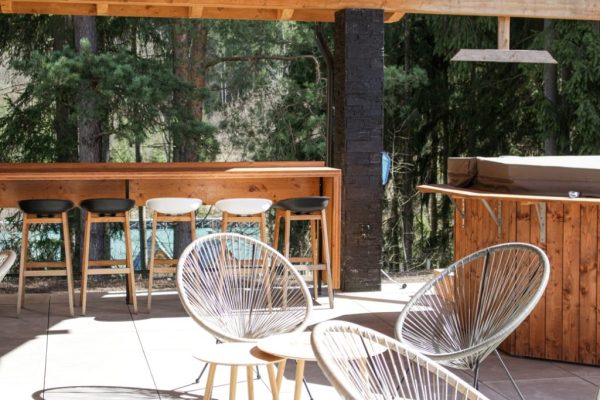 Pensiunea-Banffy-exterior-spa-4-1024x682