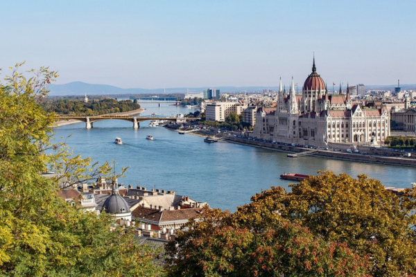 Mini vacanță Budapesta – panorama orașului și Dunărea